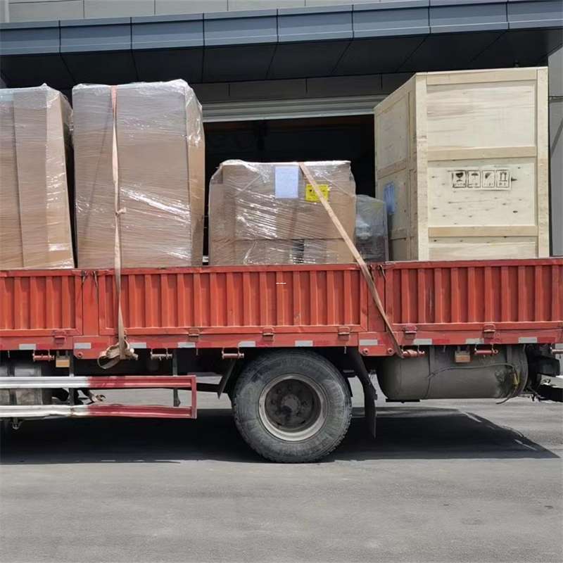 峨蔓镇七叉镇物流：多元运输服务探索