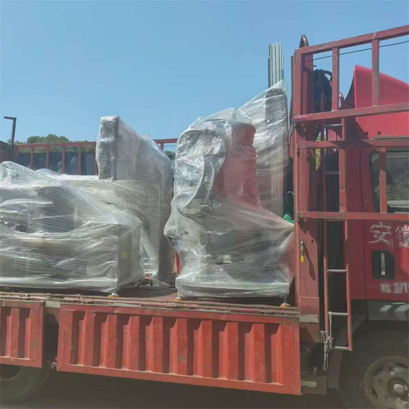 峨蔓镇洛扎县：物流专线的高效货运之旅