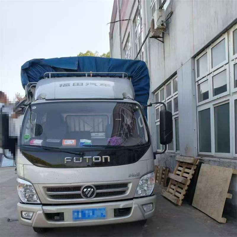 峨蔓镇洛隆县进仓物流：专线直达的多元货运探索