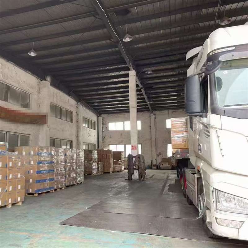 峨蔓镇卡若区：多元物流服务开启高效运输之旅